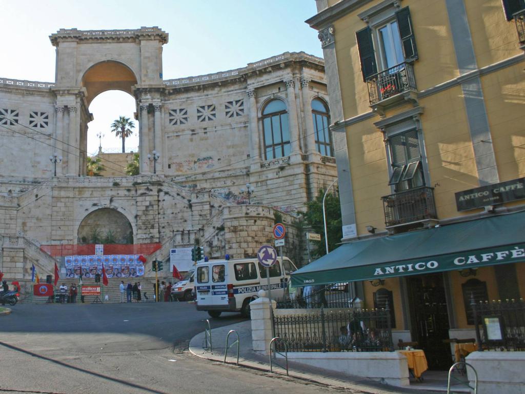 B&B St. Remy Cagliari Extérieur photo